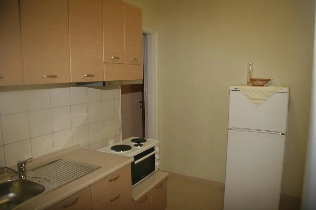 Apartament Siviri Rooms